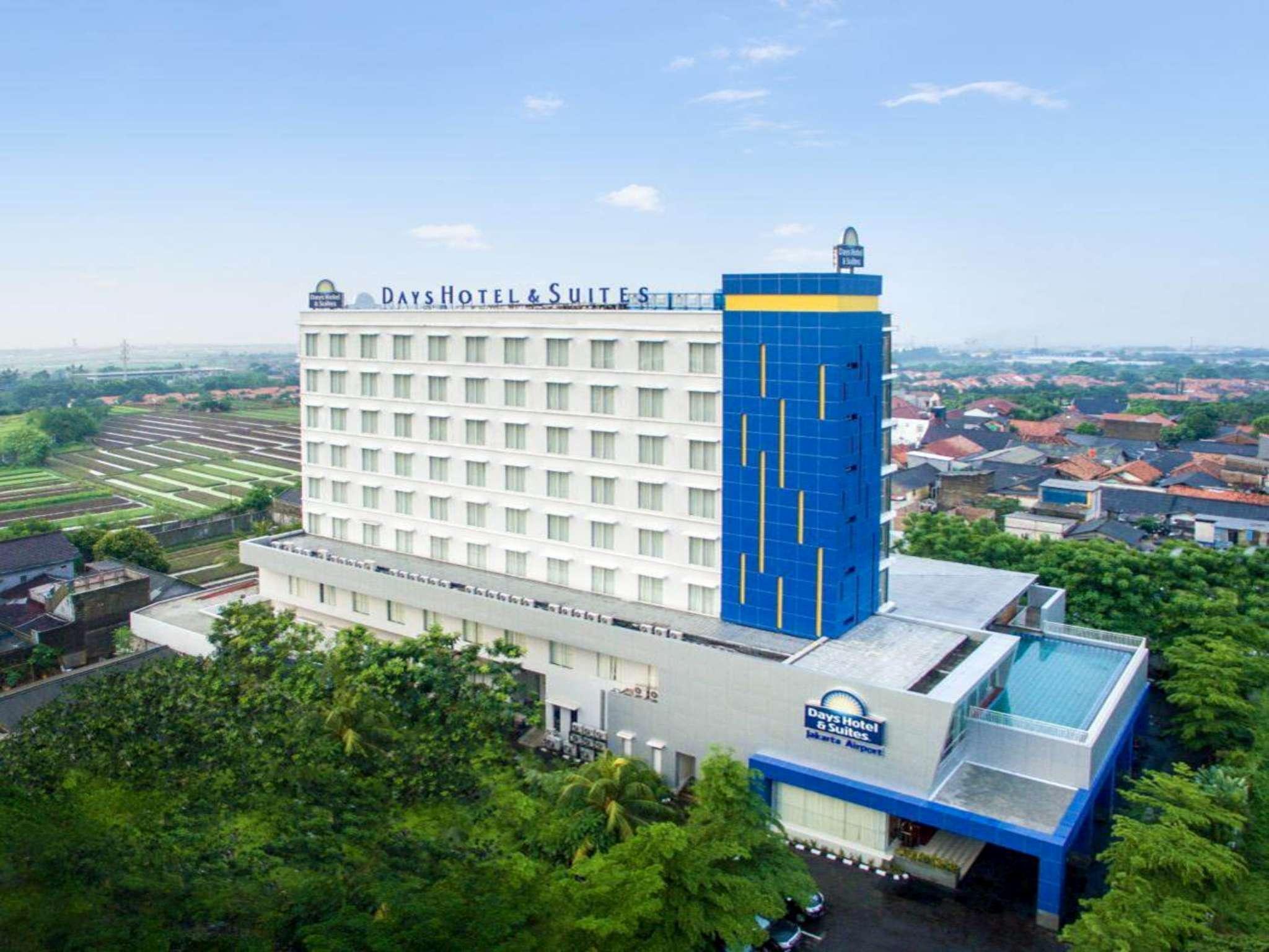 Days Hotel & Suites By Wyndham Jakarta Airport Tangerang Exterior photo